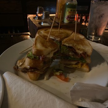 Bardog Tavern - *** Amazing Island Club *** - Bars Near Me - Memphis, Tennessee