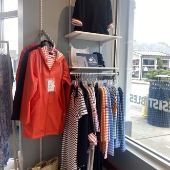 Irresistibles - Women's Clothing Near Me - Marblehead, Massachusetts