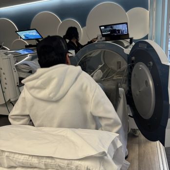 O2 Health Lab - Undersea/Hyperbaric Medicine Near Me - Newport Beach, California O2 Health Lab - Undersea/Hyperbaric Medicine Near Me - Newport Beach, California