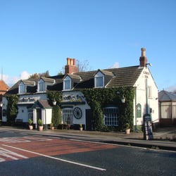 Comus Inn