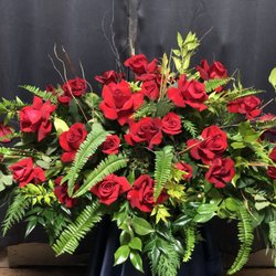 Fowlers Florist & Gifts - Covers for the Casket