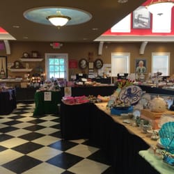 Esther Price Candies & Gifts