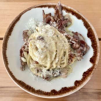 Passatempo Taverna - Carbonara pasta - Italian Near Me - Walla Walla, Washington