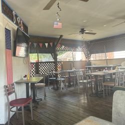 Chubby's Pizza Wings & More - Seating, no A/C.