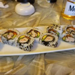 Sushi Ikki - Taigaai Roll, el ajonjolí le da un sabor especial, nondejes de pedir jalapeños toreados!