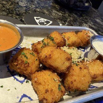 Topgolf - Mac and cheese bites - New American Near Me - Brooklyn Center, Minnesota Topgolf - Mac and cheese bites - New American Near Me - Brooklyn Center, Minnesota