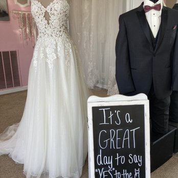 Eva's Bridal Center - Bridal Near Me - Oak Creek, Wisconsin