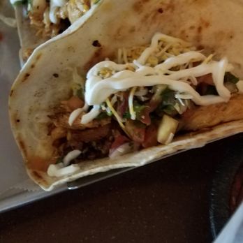 El Barco - Chicken tacos - Mexican Near Me - Urbandale, Iowa