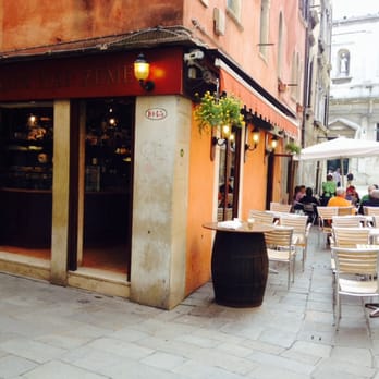 Ostaria Dai Zemei - Front view. - Pubs Near Me - Venezia, 34 Ostaria Dai Zemei - Front view. - Pubs Near Me - Venezia, 34