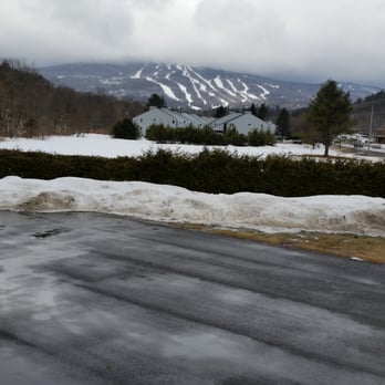 Timber Inn Motel - Hotels Near Me - Ludlow, Vermont Timber Inn Motel - Hotels Near Me - Ludlow, Vermont