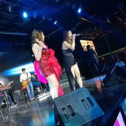Baby's Club - Singers and the band