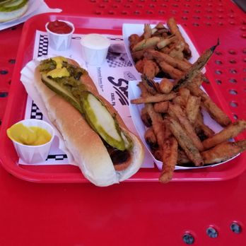 Sara's - Hot dog and zucchini fries - Burgers Near Me - Erie, Pennsylvania