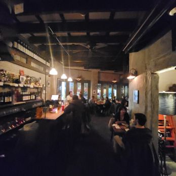 Kiki's - inside - Greek Near Me - New York, New York
