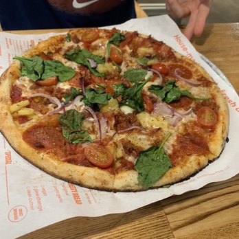 Blaze Pizza - Build Your Own Pizza (11-inch) - Pizza Near Me - Chicago, Illinois