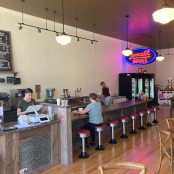 Cathyrn’s Market - Coffee & Tea Near Me - Dodgeville, Wisconsin Cathyrn’s Market - Coffee & Tea Near Me - Dodgeville, Wisconsin