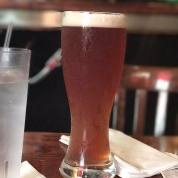 Pizzeria Uno - Burnt City Pale Ale - Pizza Near Me - Chicago, Illinois Pizzeria Uno - Burnt City Pale Ale - Pizza Near Me - Chicago, Illinois