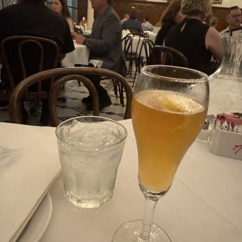 Arnaud's Restaurant - French 75 - Cajun/Creole Near Me - New Orleans, Louisiana