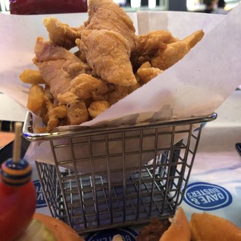 Dave & Buster's Thousand Oaks - Rubber chicken- 2 pieces. Not even half a basket of food for $27 - Arcades Near Me - Thousand Oaks, California Dave & Buster's Thousand Oaks - Rubber chicken- 2 pieces. Not even half a basket of food for $27 - Arcades Near Me - Thousand Oaks, California