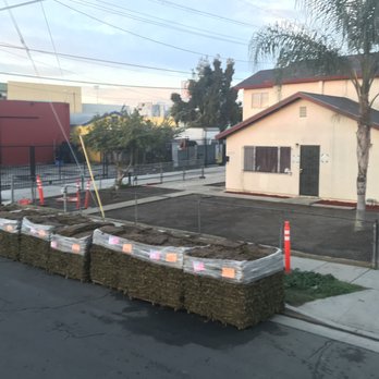 Landeros Elite Concrete - All the grass - Landscaping Near Me
