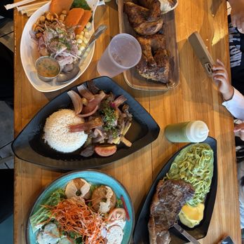 El Incomparable Peruvian Cuisine - Civeche de Pescado, Green spaghetti w/ beef, Lomo Saltado beef and rotisserie chicken. - Peruvian Near Me - Reseda, California