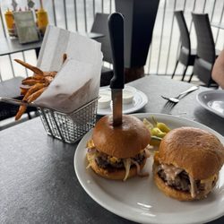 Tonys Grill & Bar - Tonys Minis