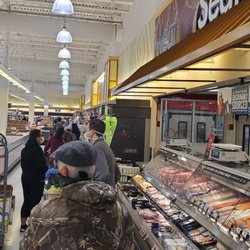 Giant Food Store - Line to checkout stretches all the way around the store...horrible experience