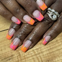 C'est Trice Spa - Gel manicure