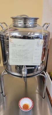 Olive del Mondo: Olive Oils, Vinegars & Vegan Mini Mart by null