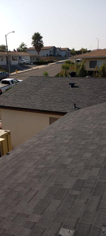 Slide of Gonzalo Roofing