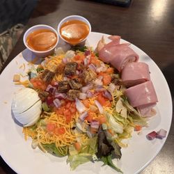 Brewsky's Food & Spirits - Chef Salad