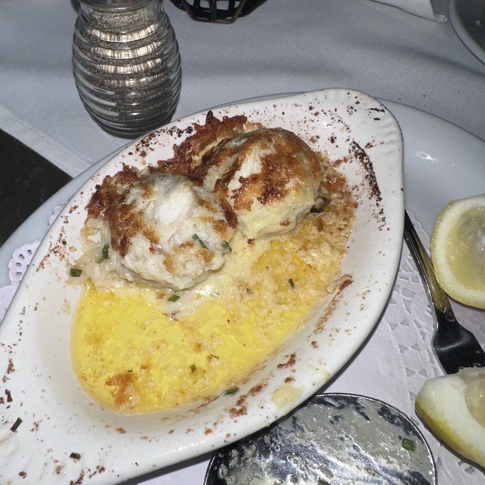 Dal Rae Restaurant - Mushrooms Stuffed with Crab (4) - Steakhouses Near Me - Pico Rivera, California