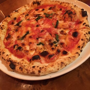 Pizza K 26 Photos Pizza 新宿7 27 4 新宿区 東京都 Japan Restaurant Reviews Phone Number Yelp