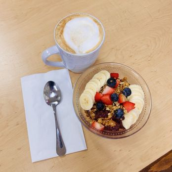 Sausalido Cafe - Peanut butter Acai bowl and latte - Thai Near Me - Torrance, California Sausalido Cafe - Peanut butter Acai bowl and latte - Thai Near Me - Torrance, California