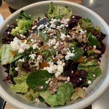 Fresko - Beets & Goat Cheese Salad - New American Near Me - Des Moines, Iowa
