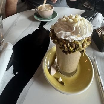 Bistro Cafe - Pistachio Latte iced - Breakfast & Brunch Near Me - Miami, Florida