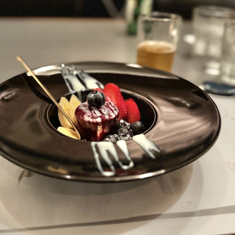 Golden pig - Dessert of the season - Korean Near Me - Honolulu, Hawaii