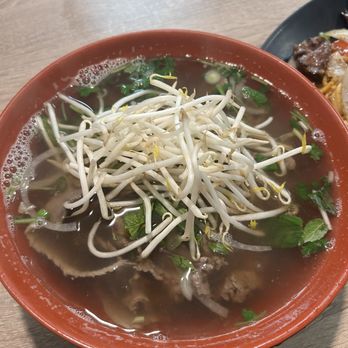 Pholicious Noodle Bar - 15. Pho Rare Filet Mignon & Lean Brisket (Ph Ti Chn) - Vietnamese Near Me - Lake Forest, California Pholicious Noodle Bar - 15. Pho Rare Filet Mignon & Lean Brisket (Ph Ti Chn) - Vietnamese Near Me - Lake Forest, California