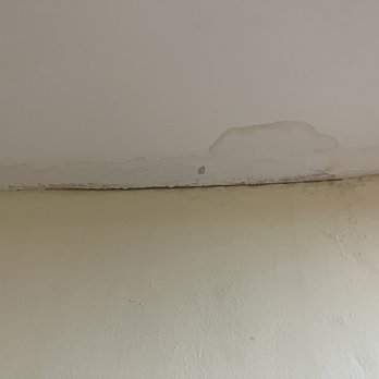 Grand Bahía Príncipe Coba - Mold in bathroom and where it was leaking when it rained - Hotels Near Me - Cancún, ROO Grand Bahía Príncipe Coba - Mold in bathroom and where it was leaking when it rained - Hotels Near Me - Cancún, ROO