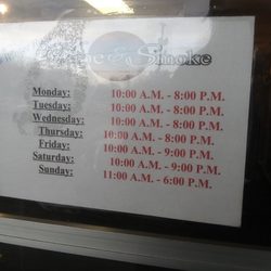 Vape & Smoke - Stevensville - Hours