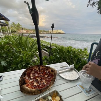 Kai Eats + Drinks - pepperoni pizza - Tacos Near Me - Kailua-Kona, Hawaii