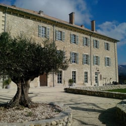Château les Oliviers de Salettes