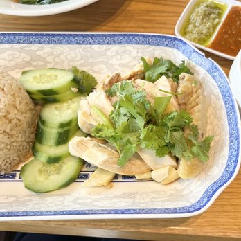 Mama Chow - Must try - Chicken Rice Special - Noodles Near Me - Southport, Connecticut