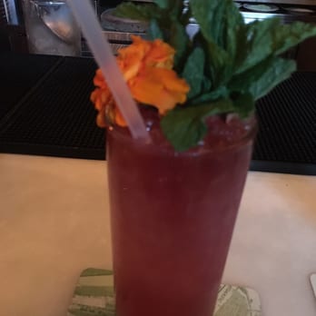 Broken Shaker - Bartenders choice - Cocktail Bars Near Me - Miami Beach, Florida