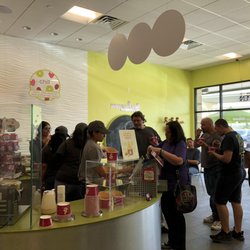 Menchie's Frozen Yogurt