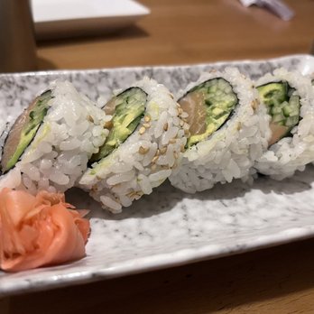 izakaya 68 - Salmon avocado sushi - Sushi Bars Near Me - Cockeysville, Maryland