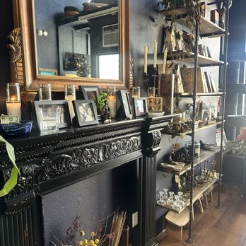 The Elemental Shop - Great selection - Spiritual Shop Near Me - Long Beach, California