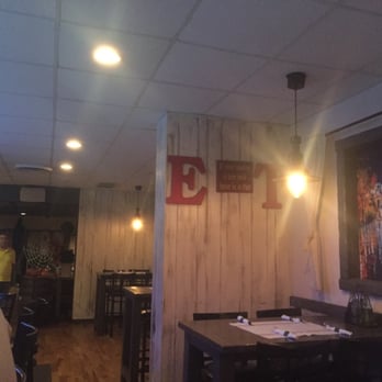 Balkanika Restaurant - Modern European Near Me - Des Plaines, Illinois