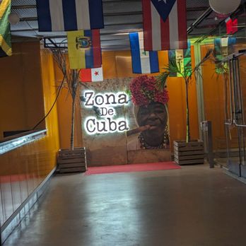 Zona De Cuba - The lobby - Cuban Near Me - Bronx, New York Zona De Cuba - The lobby - Cuban Near Me - Bronx, New York