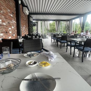 Limani Grille - Mediterranean Near Me - Commack, New York
