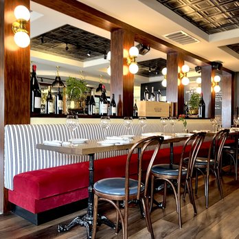 Tasting House - Main Dining Room - Wine Bars Near Me - Los Gatos, California